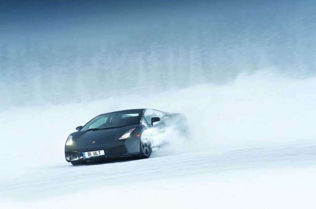 Super CAr Driving On Ice, Lapland