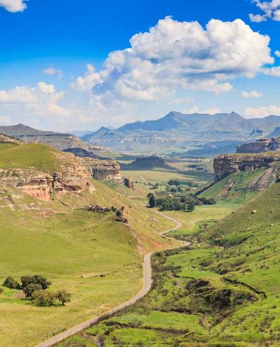 Drakensberg valley in south africa