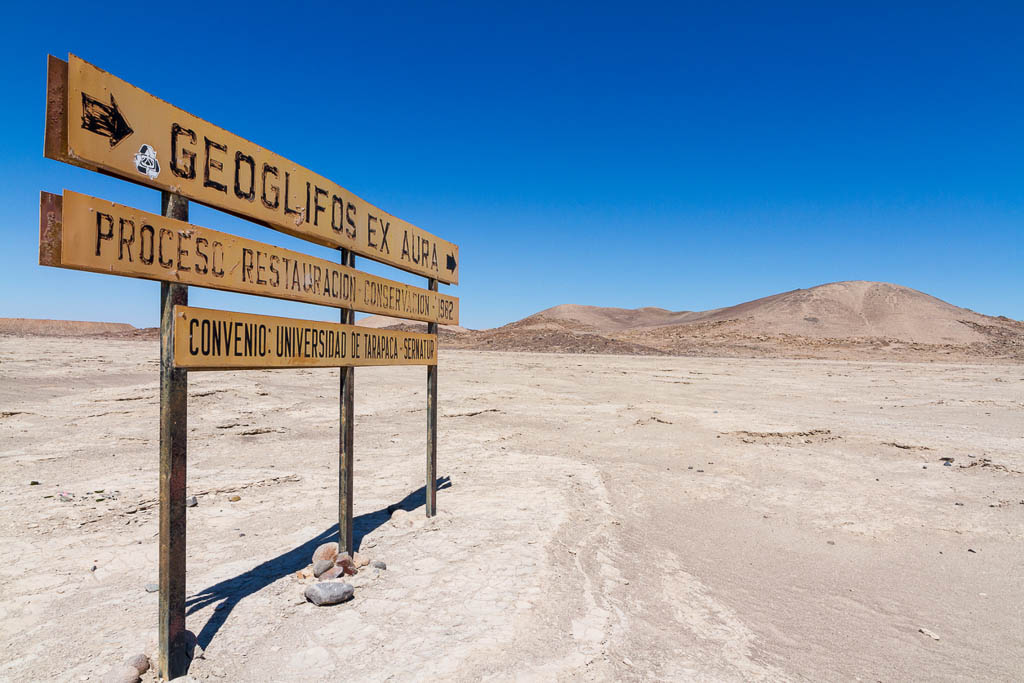 Sign in the Atacama Desert showing the way to Geoglyphes / Nazca Lines