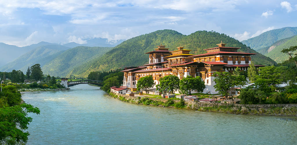 Punakha Dzong Monastery, one of the largest monestary in Asia