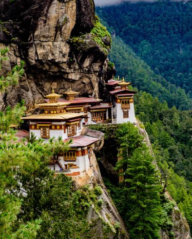 Taktshang Goemba(Tiger's Nest Monastery), Monastery, Bhutan, Asia, in a mountain cliff.