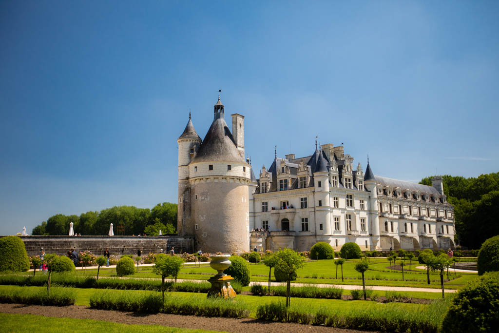 Chenonceau from the garden of Medicis