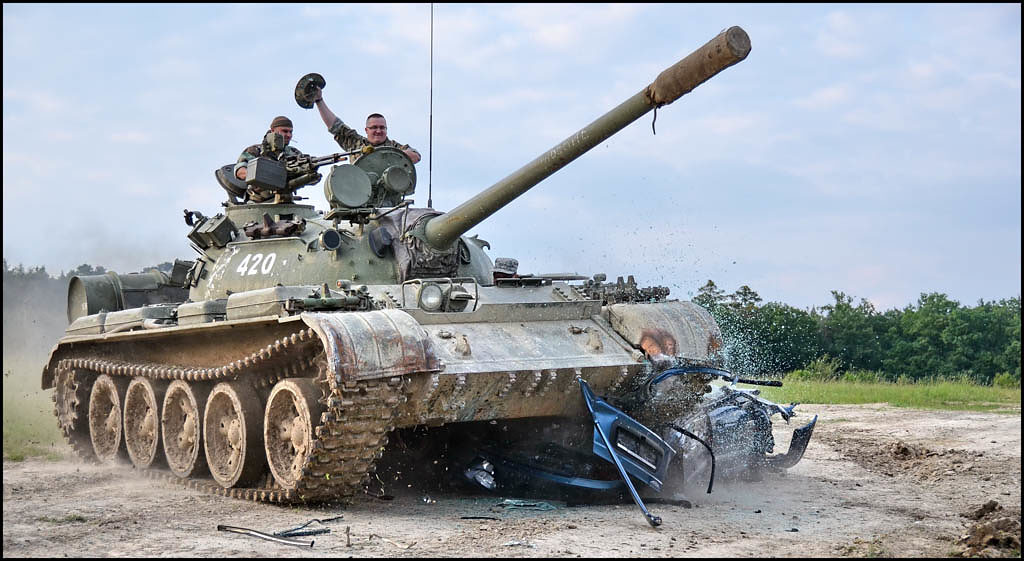 Drive a T55 or T72 Tank